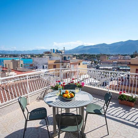 Апартаменти Mondello Sunsea House Екстер'єр фото
