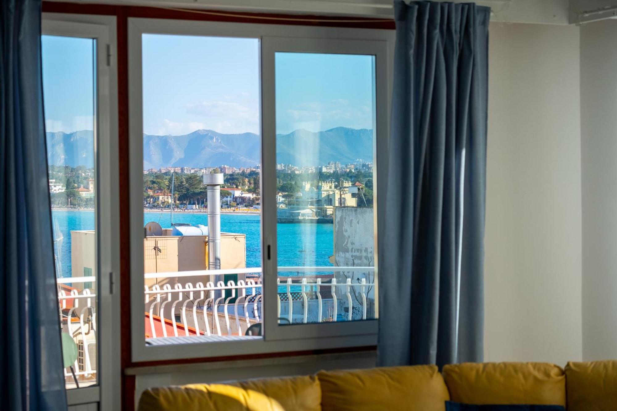 Апартаменти Mondello Sunsea House Екстер'єр фото
