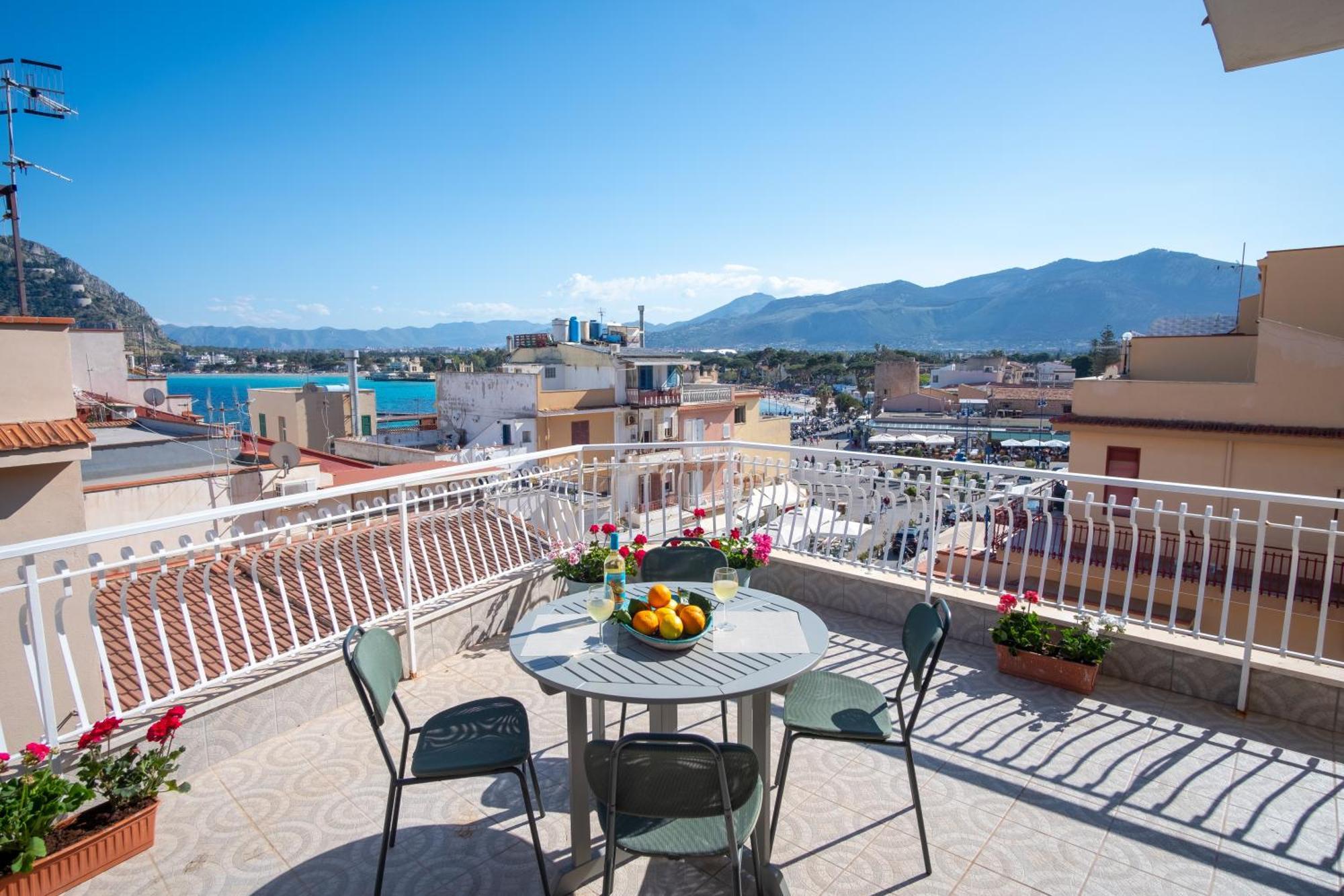 Апартаменти Mondello Sunsea House Екстер'єр фото