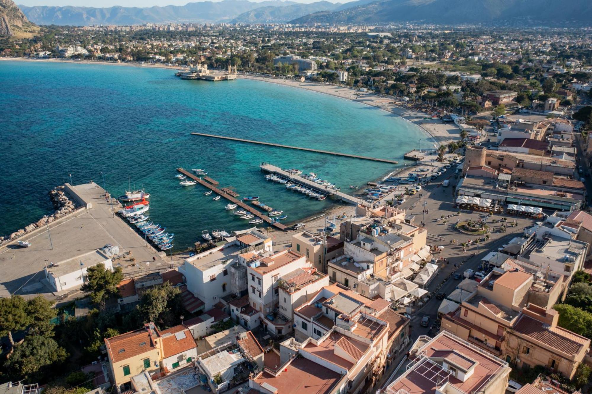 Апартаменти Mondello Sunsea House Екстер'єр фото